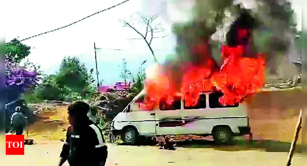 Manipur protester killed, 20 injured amid clashes over free movement