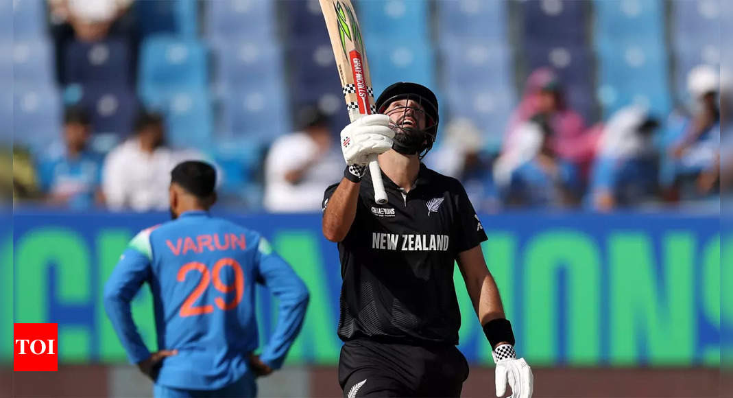 IND vs NZ Live: Mitchell, Bracewell fifties take New Zealand to 251/7 against India