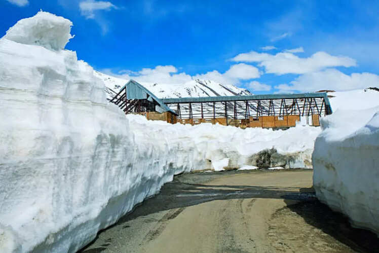 Rohtang Pass, Himachal Pradesh