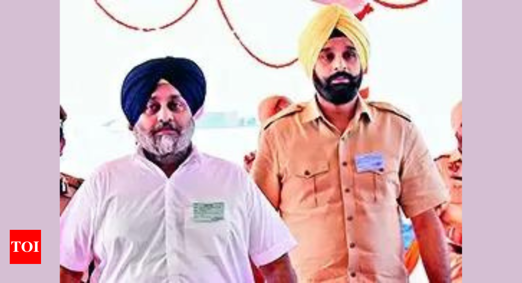 SAD raps ‘rebels’ as Majithia show of defiance sparks row