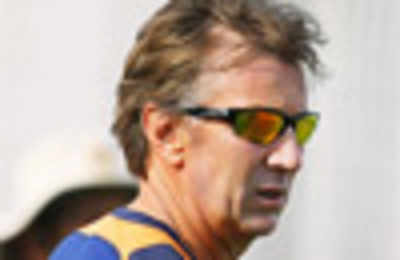 BCCI sacks bowling coach Eric Simons: Sources