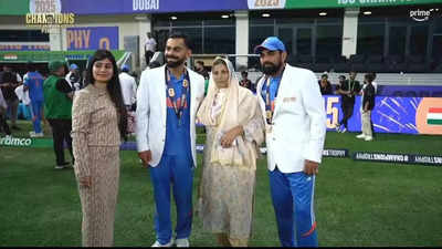 Watch: Virat Kohli touches Mohammad Shami's mother's feet after Champions Trophy victory