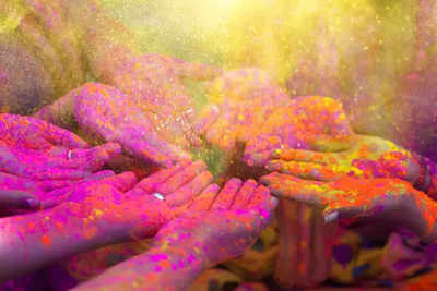 a small mythological story on holi