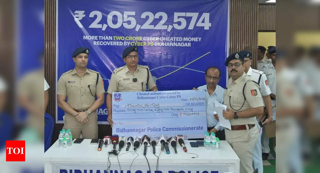 30 cybercrime victims receive 2 crore back in Kolkata