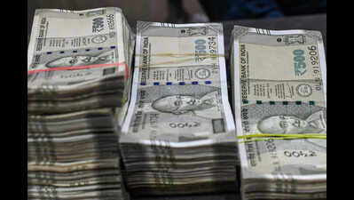 Senior citizen lured by low-interest 10 crore loan, loses 1 crore