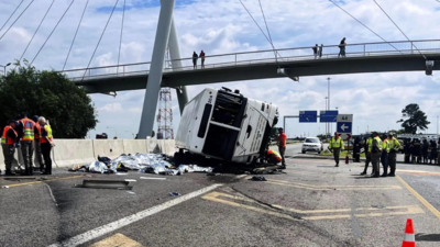 South Africa: Bus overturns near Johannesburg, killing 12 and injuring 45