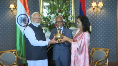 Watch: PM Modi gifts Gangajal from Maha Kumbh to Mauritius president