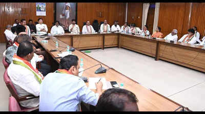 No cosying up to BRS: CM Revanth to leaders
