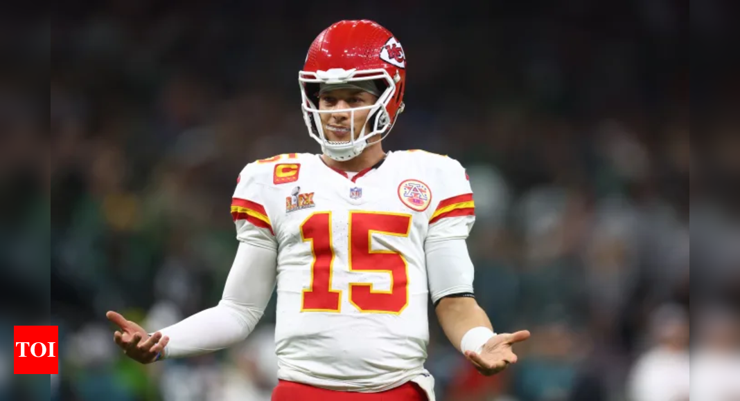 Chiefs Tweak Patrick Mahomes' Contract for the 4th Time, Freeing Up $50M to Rebuild After Brutal Super Bowl Loss