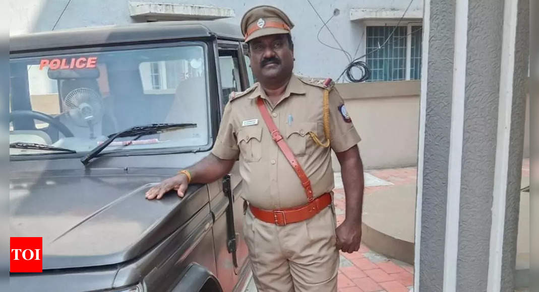 Coimbatore ATS officer dies by suicide, found hanging from tree with wife's saree at VOC Park