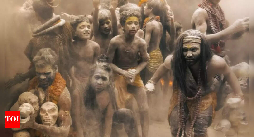 What is ‘Masaan ki Holi’ and why is it not for humans? - The Times of India