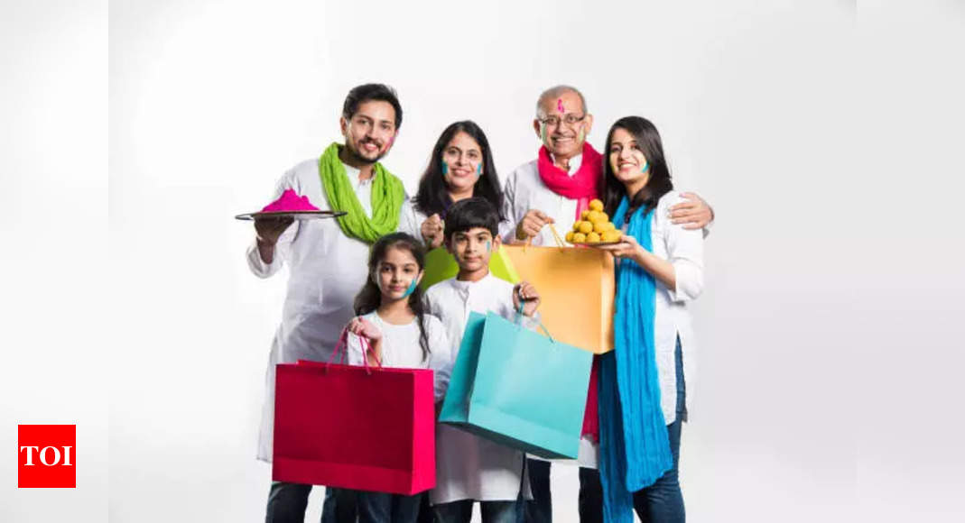 Last-minute Holi gift ideas for a colourful celebration!