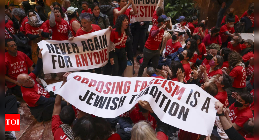 'Free Mahmoud, free them all': Protesters take over Trump Tower, NYC demanding Columbia student's release