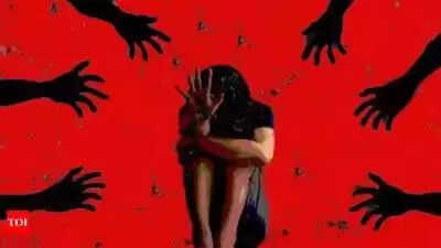 Young intoxicated woman assaults on the village festival in vizianagaram