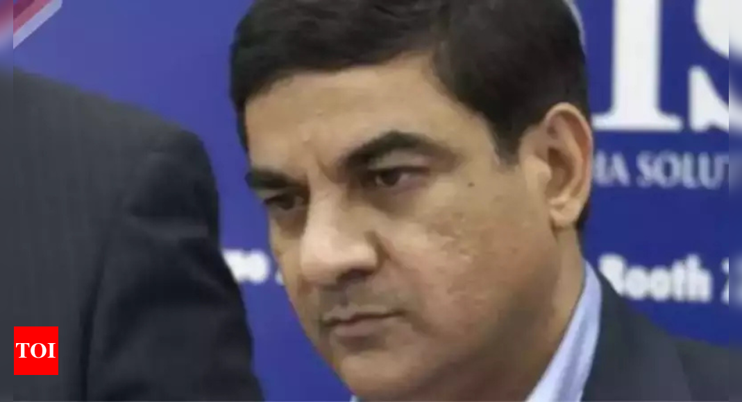 Delhi tries last-resort attempt to appeal Sanjay Bhandari extradition judgment