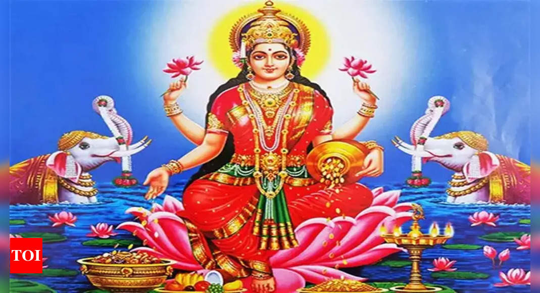 Mahalakshmi Jayanti 2025: Date, Time, Puja Vidhi and Significance