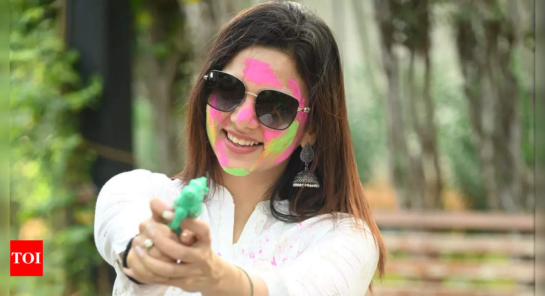 Holi is all about love, happiness & being mischievous: Bhavya Trikha