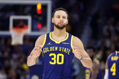 Stephen Curry creates history becoming first NBA player to hit 4,000 three-pointers during Sacramento Kings vs Golden State Warriors matchup