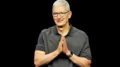 Apple CEO Tim Cook celebrates Holi with Shot On iPhone photo by Kushagra Tiwari