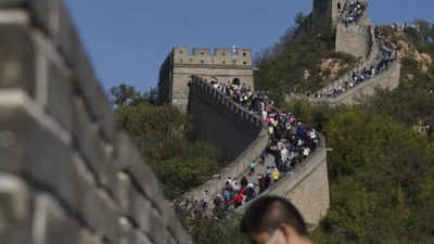 Two Japanese tourists detained for taking ‘indecent’ photos at Great Wall of China