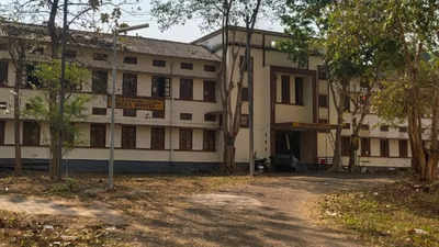 Three students arrested in Kerala polytechnic college hostel drug bust – The Times of India