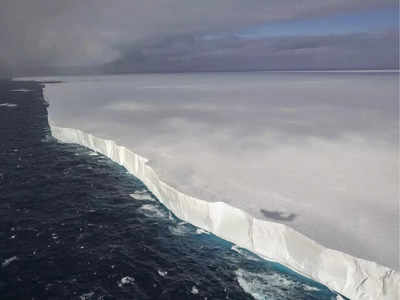 Megaberg 5 times bigger than Everest is drifting toward South Georgia: Is ‘Titanic II’ disaster looming? Watch video