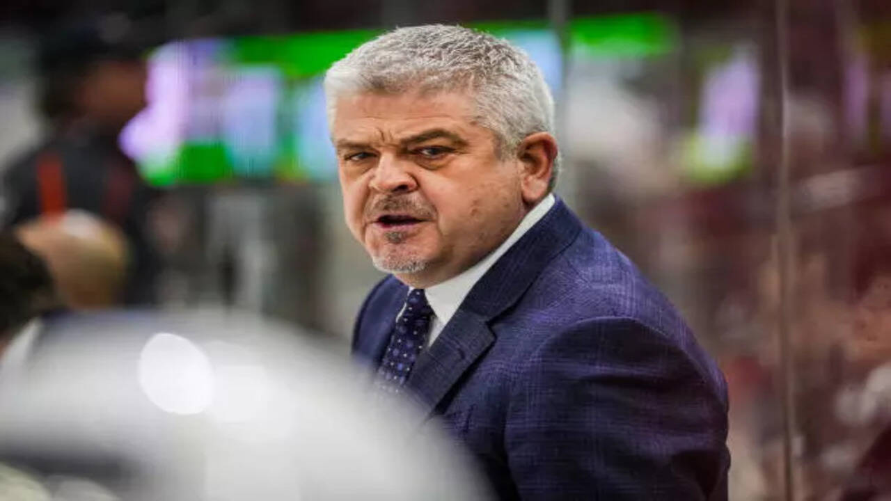 Second period was unacceptable”: Coach Todd McLellan disappointed with  Detroit Red Wings 'self-inflicted' 4-2 loss to Carolina Hurricanes | NHL  News - The Times of India