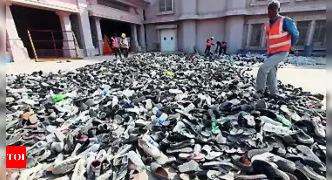 At Mexico 'extermination camp', pile of 200+ shoes found