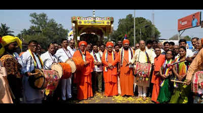 Achievers felicitated during Renukacharya Jayanti