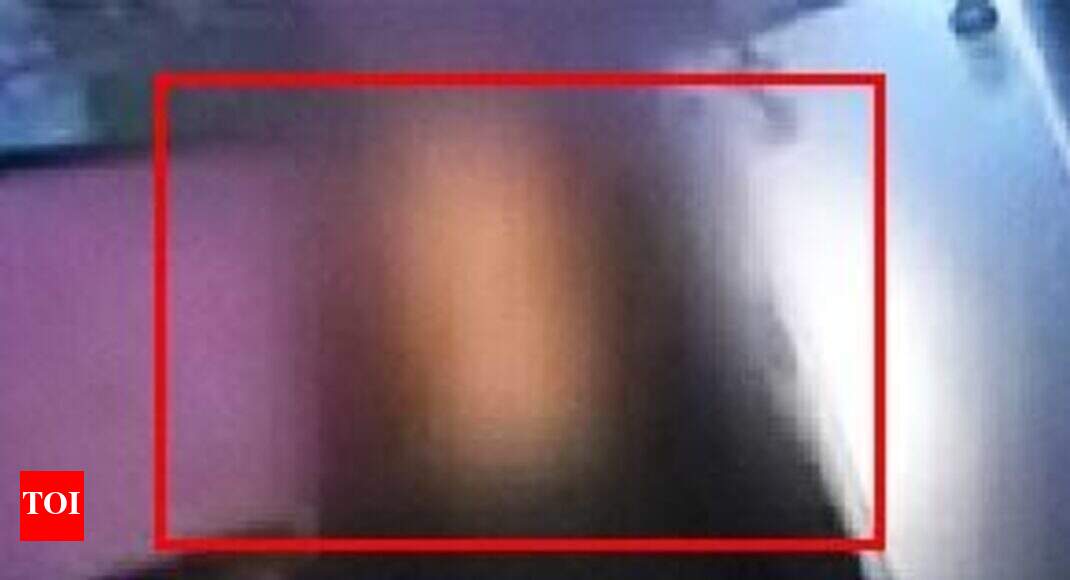 Woman raped in car at gunpoint in Kolkata, cops jeer Kolkata News