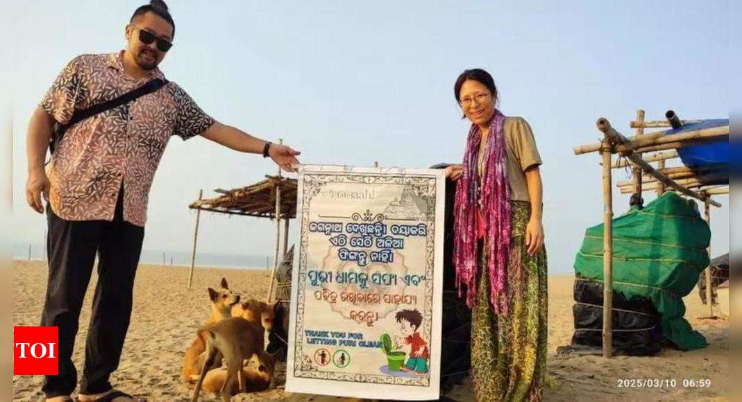 Japanese tourist leads Puri beach cleanup mission, raises awareness