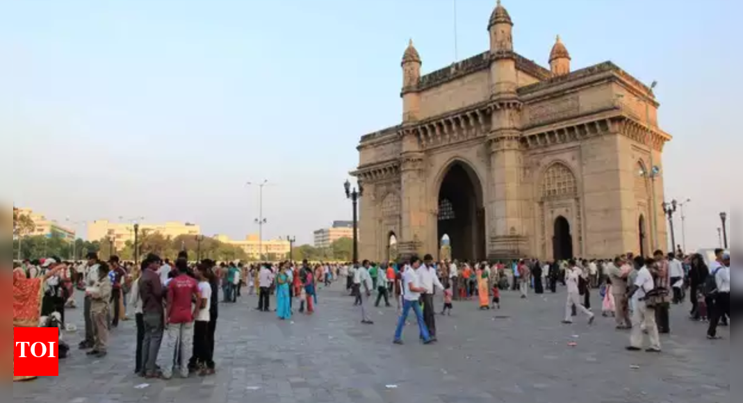 Mumbai residents urge MLA to 'stay' Rs 229 crore jetty near Gateway of India