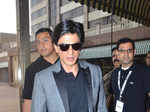 SRK meets 'Microsoft-Don 2' winners