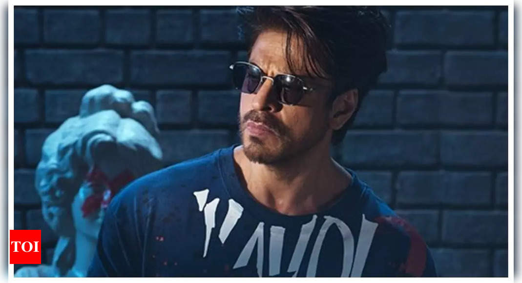 Shah Rukh Khan in talks to play anti-hero in 'Pushpa' director Sukumar's next political action drama?