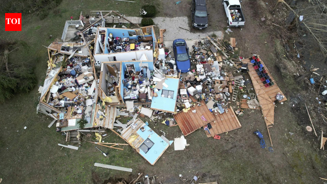 Trail of destruction as US states hit by tornadoes, wildfires and dust ...