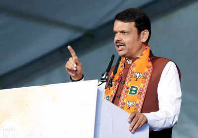  CM Fadnavis