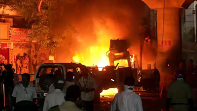  Nagpur on edge amid violent clashes; oppn targets Maharashtra govt; top developments