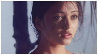 Did you know Aishwarya Rai went makeup-free in 1999 blockbuster Taal?