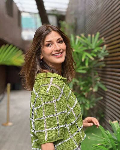 Sharing my cancer diagnosis led many women to get tested: Sonali Bendre |  Events Movie News - The Times of India