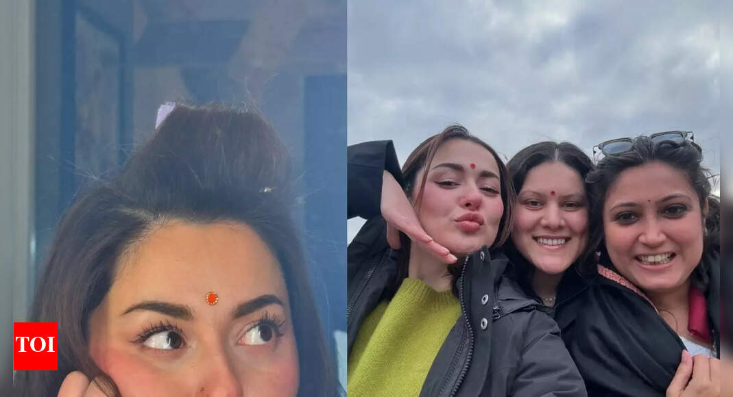 Hania Aamir trolled for wearing bindi, wishing happy holi