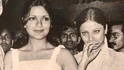 Rare throwback picture of Zeenat Aman and Rekha captures their unspoken bond