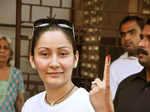 Celebs vote for BMC elections '12
