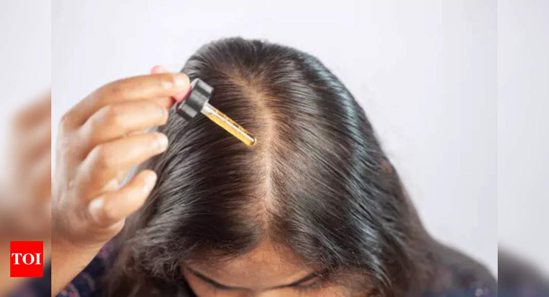 Hair Fall: This is the best way to oil hair if you suffer from severe hair fall | – The Times of India