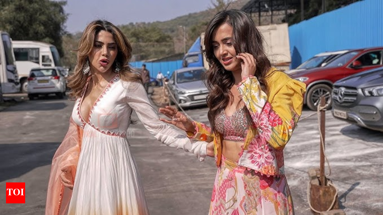 Celebrity MasterChef: Tejasswi Prakash and Nikki Tamboli have a