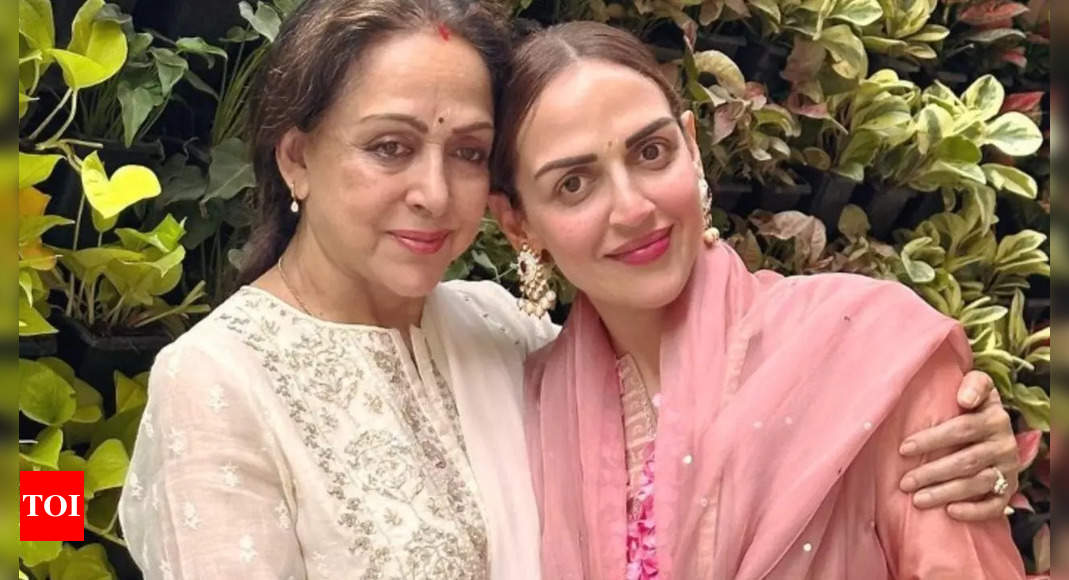 Hema Malini showers praises on daughter Esha Deol after watching 'Tumko Meri Kasam'