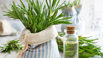 10-minute daily feet soaking routine that has these 6 incredible benefits