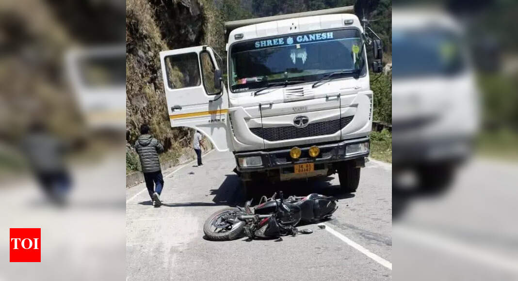 On Holi road trip to Sikkim, Bengal biker dies in accident | Kolkata ...