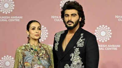 Arjun Kapoor talks about being single after break-up with Malaika Arora: 'Aaj main akela hi sahi'