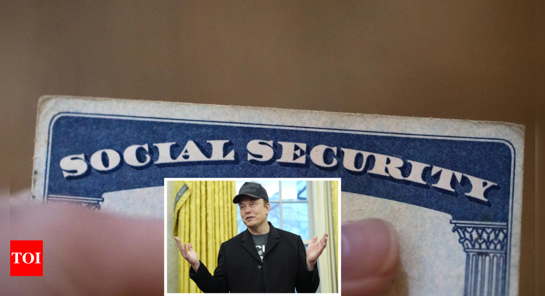 Is DOGE shutting down Social Security field offices? Confusion over Dem senator's X post