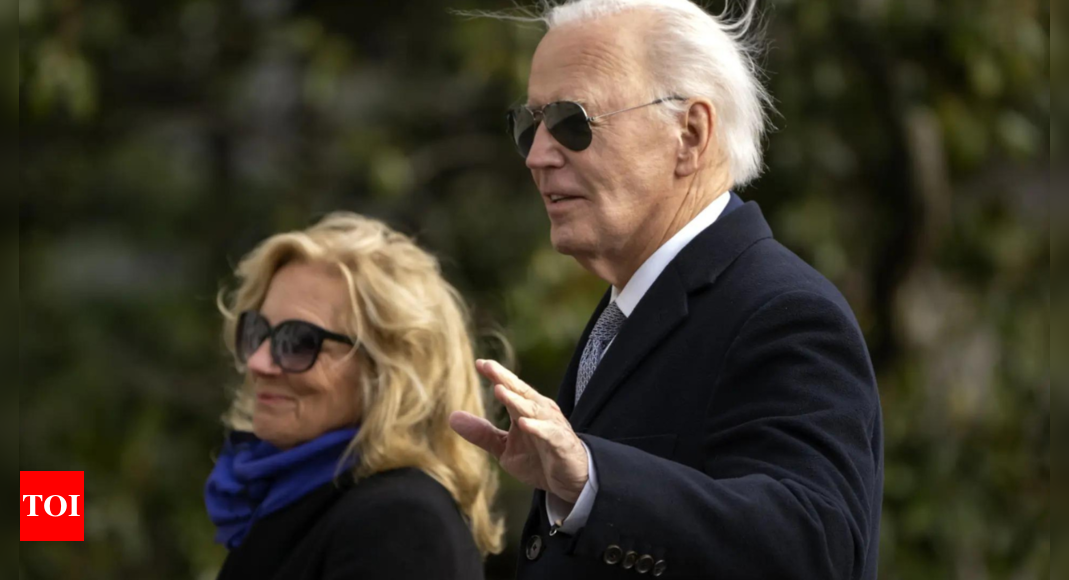 Joe Biden, Jill want to come back to politics, Democrats not sure how to respond - The Times of India